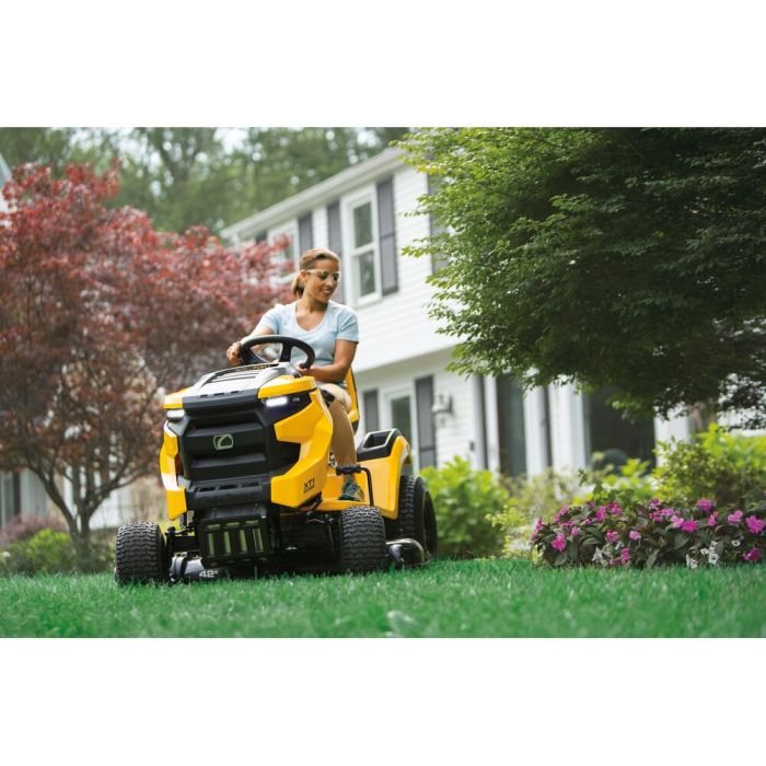 Cub Cadet Enduro XT1 21/42 Ride-On Mower - Image 2